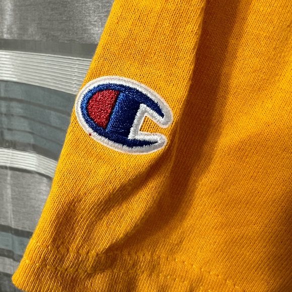 Champion Dignitas 2003 Logo T-Shirt - Picture 7 of 8